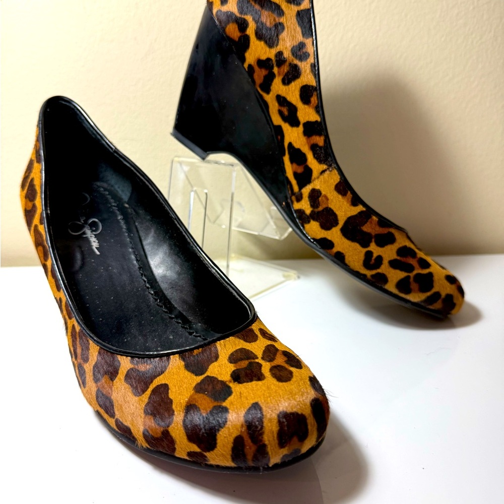 Jessica Simpson wedge cheetah heels with fur. Women’s size 8.